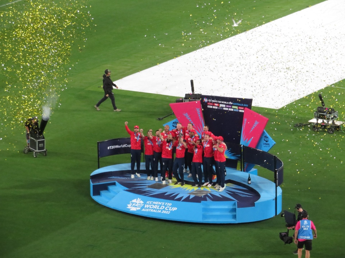 cricket players in international match