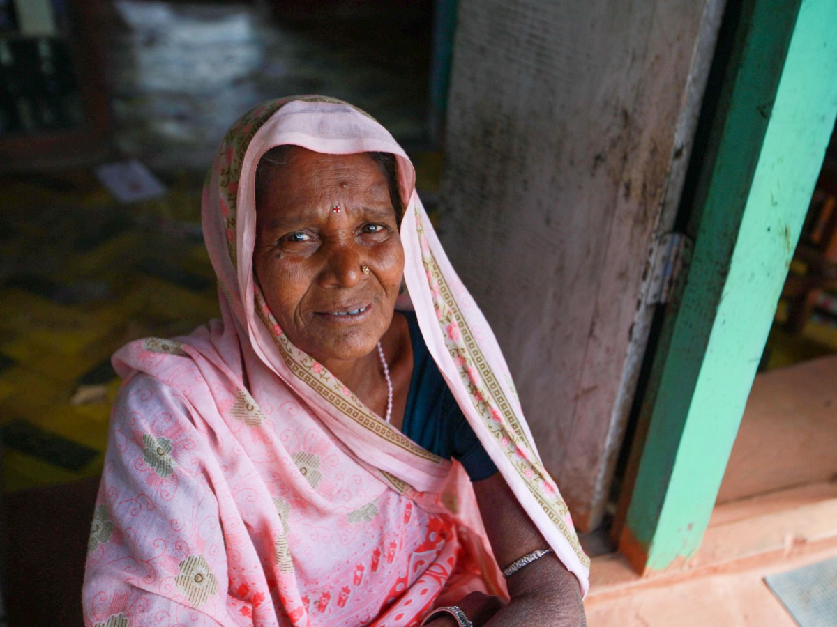 Maldivian woman with head covering in traditional attire