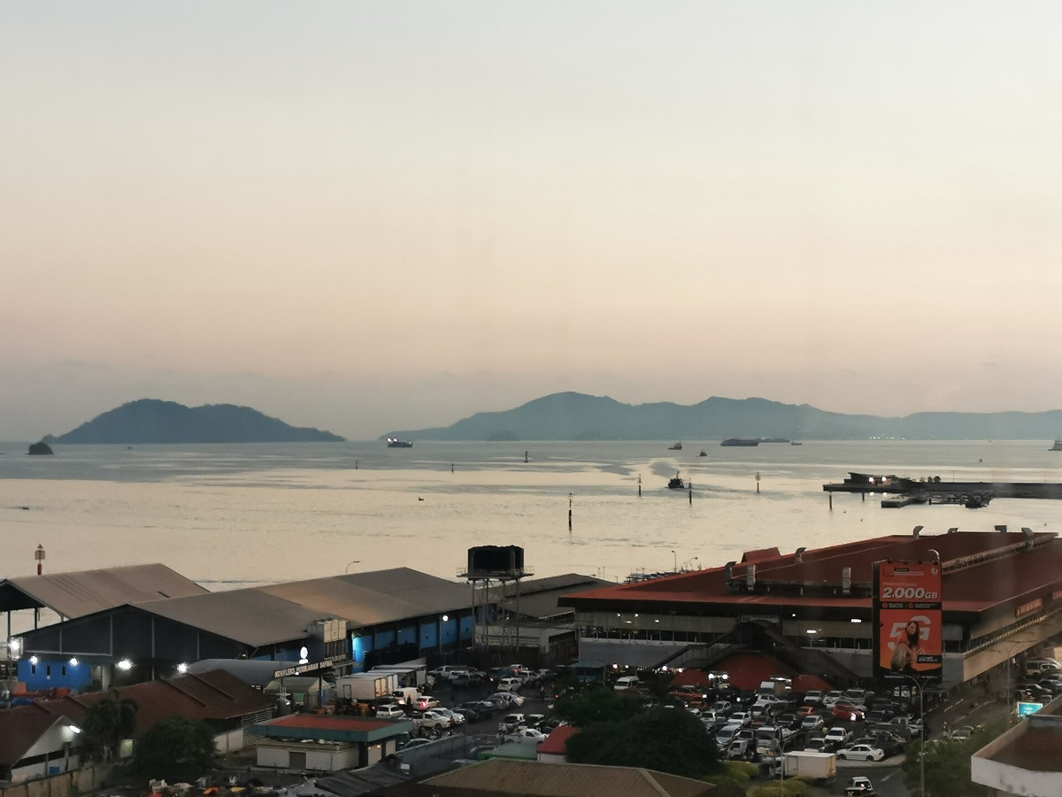 quarto de hotel com vista para o mar no maldivs