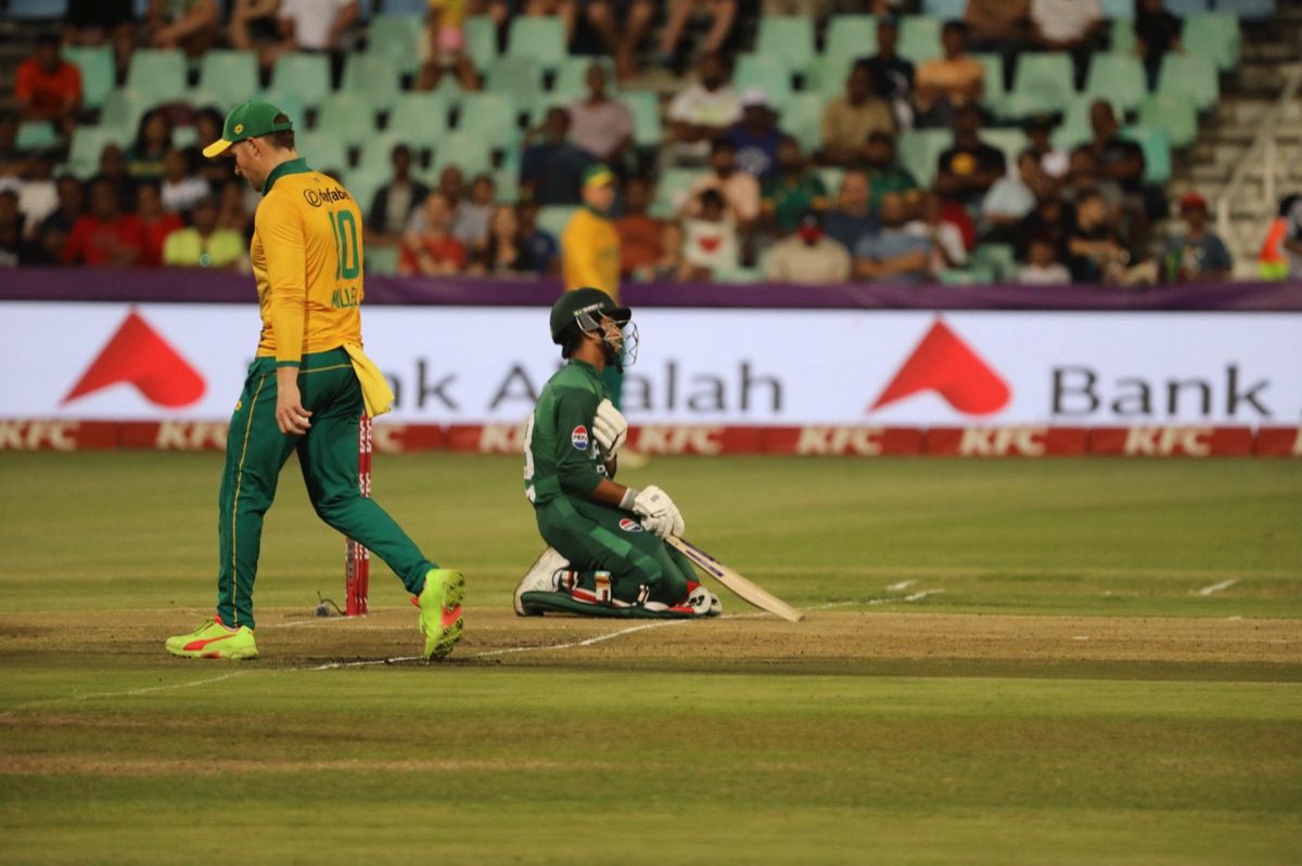 Maldivian cricket match